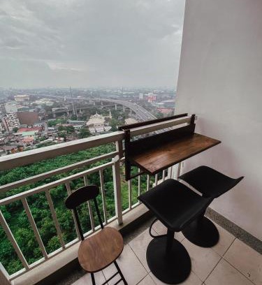 A. Bonifacio Apartamento | Industrial themed unit Celandine Balintawak