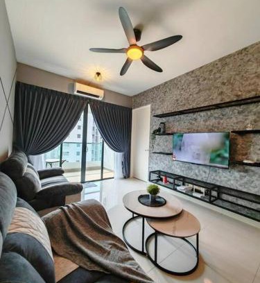 Seri Kembangan Apartamento | Industry Design Symphony Tower 3-Bedroom with Netflix & Wi-Fi
