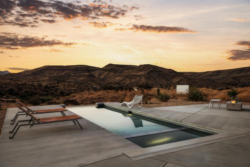 Pioneertown Casa | Infinity & Beyond By The Cohost Company