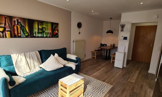 Oberemmel Apartamento | Inga Schmitt Weine GbR - Ferienwohnung Rosenberg