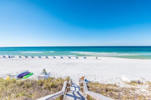 Gulf Place Casa | Inn at Gulf Place #311 - Sunshine in the Inn