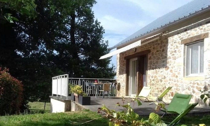 Lanuejouls Casa | Casa rural Lanuéjouls, 2 dormitorios, 5 personas