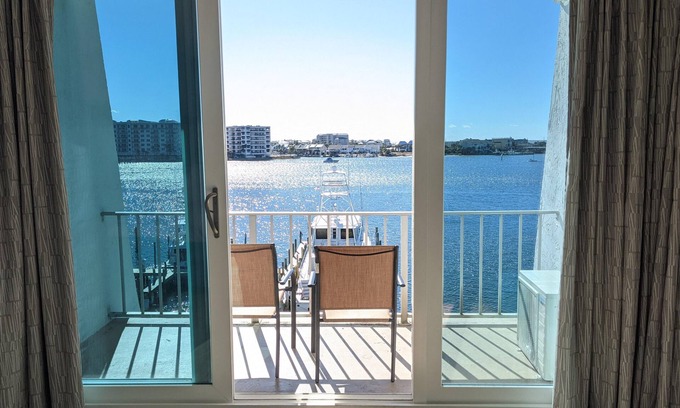 Destin Hotel | Inn on Destin Harbor, Ascend Hotel Collection