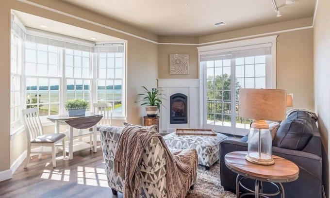Blaine Apartamento | “Inn on the Harbor” Stunning sunsets, centrally located, cozy getaway!