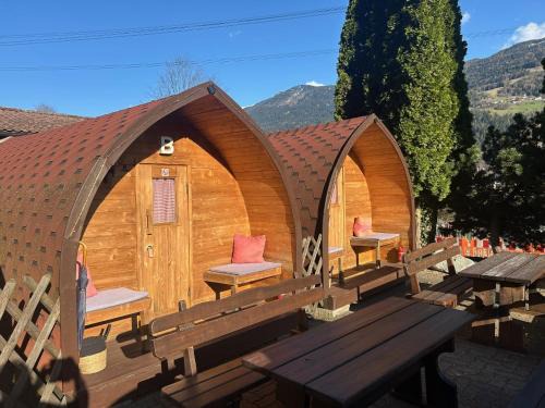 Haiming Otro | Inn-side ADVENTURE CABINS