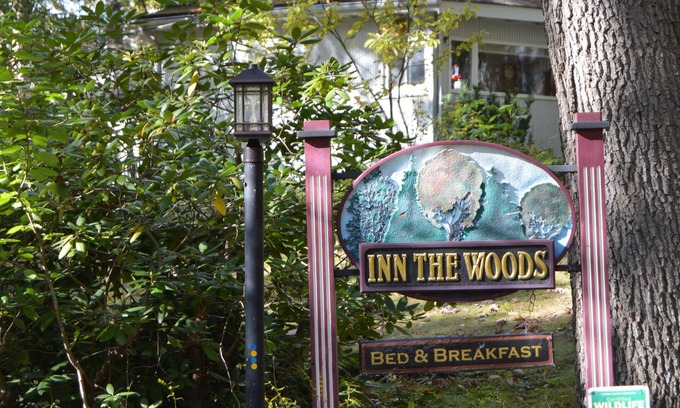 Hyde Park Cama Y Desayuno | Inn the Woods Bed and Breakfast