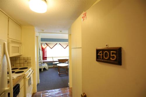 Waterville Valley Casa | Inns of WV 405