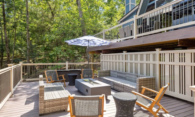 Innsbrook Chalet De Esquí | Innsbrook Lakeside Chalet with Private Dock