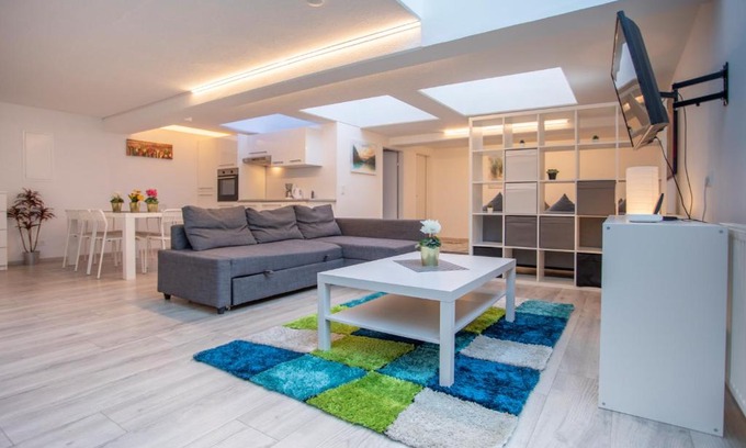 Pradl Apartamento | Innsbruck City Center Duplex I 24h self-check-in