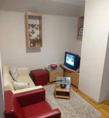 Uzice Apartamento | Ino 99