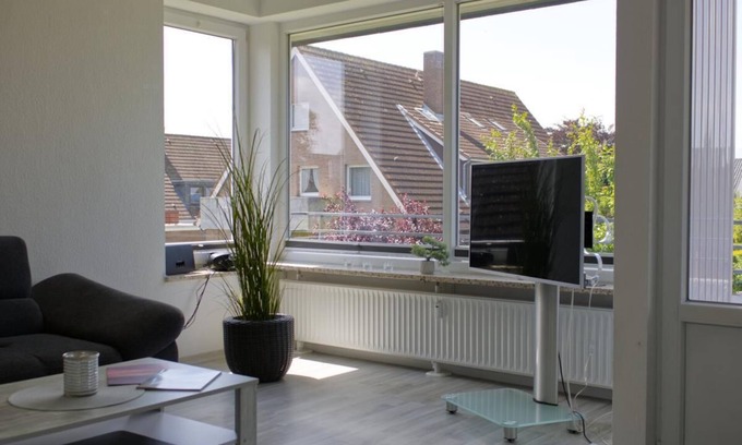 Neue Tiefe Apartamento | Inselblume 58 - Vacation apartment with balcony in Neue Tiefe