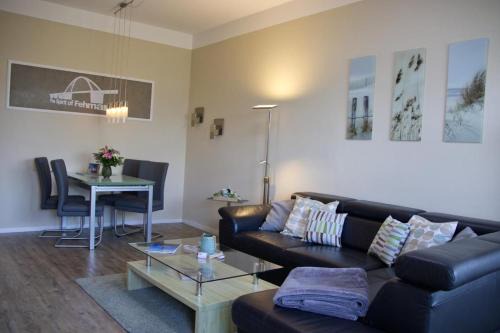 Fehmarn Casa | Inselblume 49 - Ferienwohnung im Erdgeschoss der Strandburg