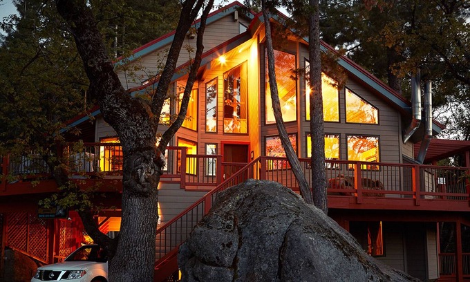Yosemite West Apartamento | Dentro de Yosemite N. P. Gates!, Nuestras acogedoras habitaciones están a minutos de las atracciones del valle.