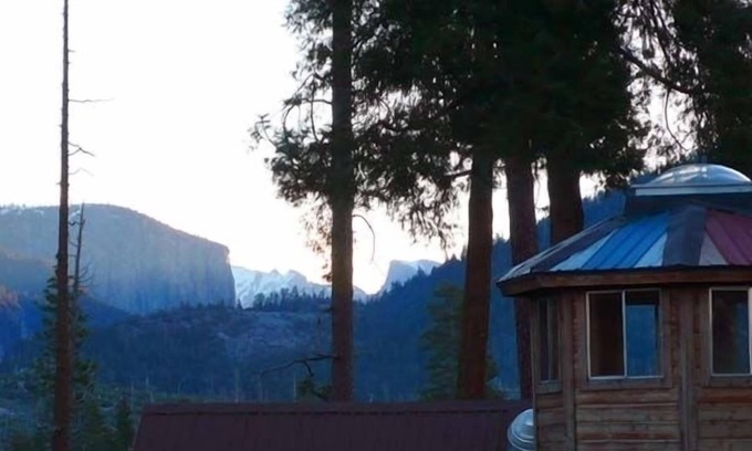 Foresta Cabina | DENTRO DE Yosemite! OTOÑO ESPECIAL !!! ~ VISTA del Valle de Yosemite, Log Cabin Home!