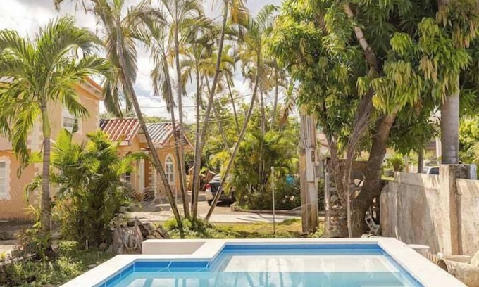 Tower Isle Cama Y Desayuno | Insight Studio at Csompo Silver Manor