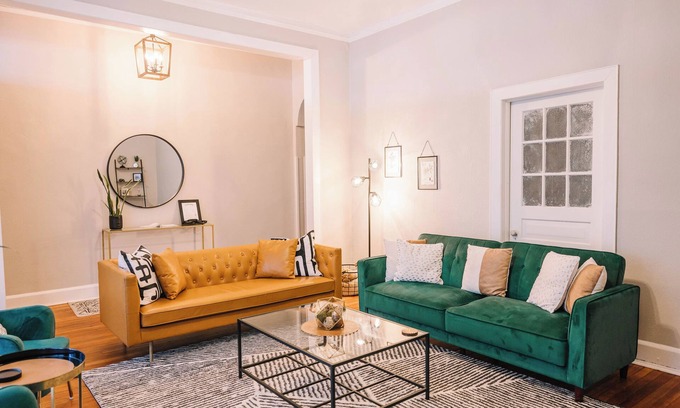 Danville Apartamento | Insta-worthy 2Bd/1Ba Apt Steps from Downtown!