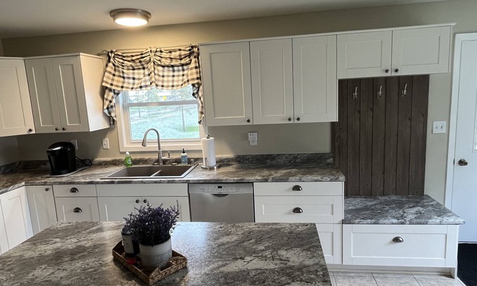 Omro Casa | Intimate Remodeled Cottage with Fox River View