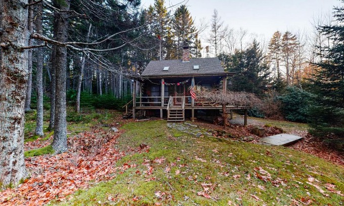 Tenants Harbor Casa | Into the Mystic