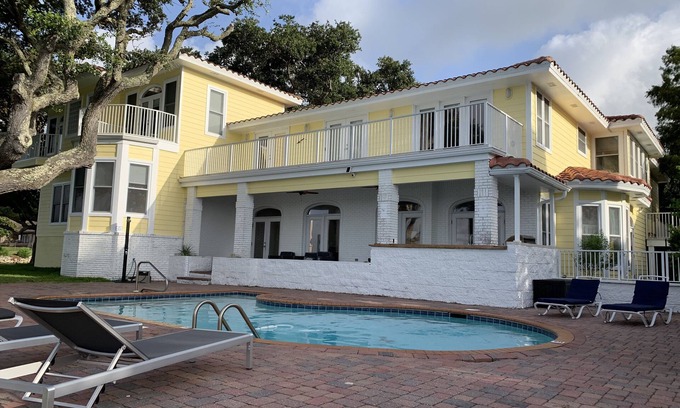 Mary Esther Casa | Intracoastal Bay Villa con 500 pies de costa !! Duerme 14