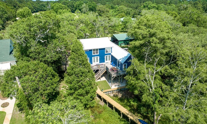 Murrells Inlet Casa | Intracoastal Treasure - Time to Dock the Boat!