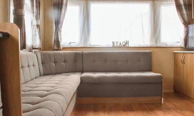 Caister-on-Sea Casa | Introducing the ABI Vista, a 2-bedroom caravan designed to accommodate up to 6 guests.