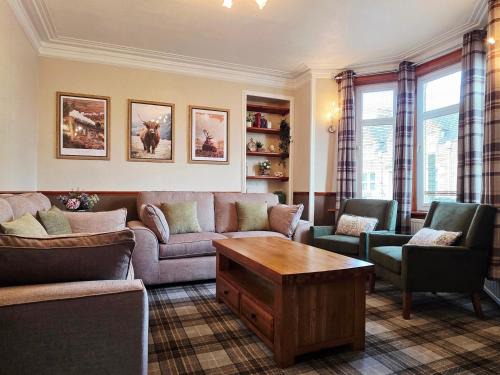 Inverness City Centre Villa | Inverness City 4 Bedroom house free parking