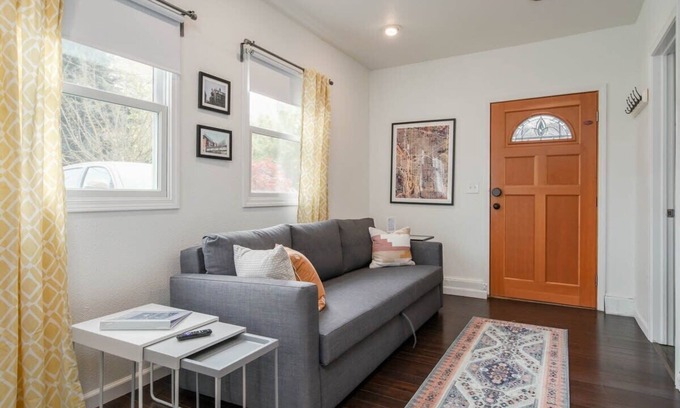 Kenton Apartamento | #InvestREPM Historic Kenton Guest House