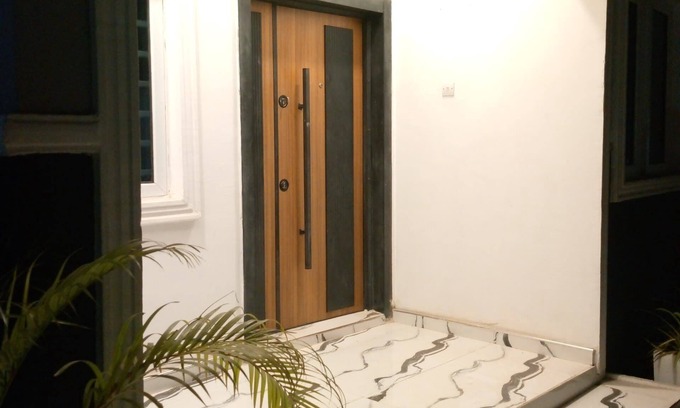 Lagos Apartamento | Inviting 2-bed Apartment in Ifako-ijaiye