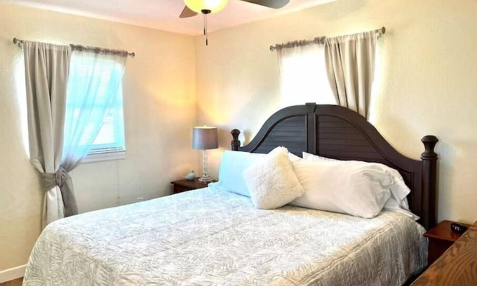 Charlotte Park Casa | Inviting 3-Bedroom Home near Downtown Punta Gorda!