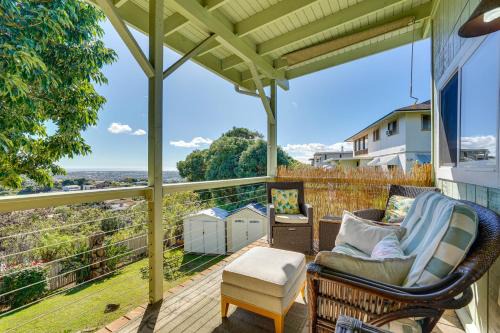 Aiea Apartamento | Inviting Aiea Bungalow with Balcony, Grill and Views!