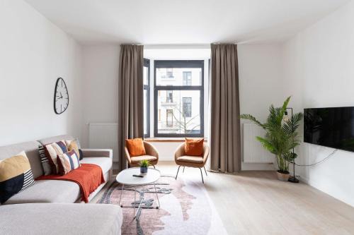South Antwerp Apartamento | Inviting and bright 7-Person Apartment in Antwerp