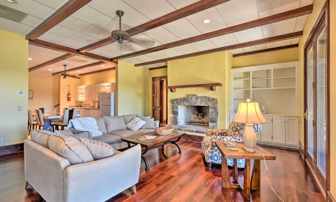 Clarkesville Apartamento | Inviting Bottom-Floor Apt at Owls Nest w/ Views!