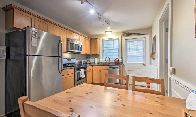 Salem Apartamento | Inviting Salem Apartment Near Waterfront & Museums