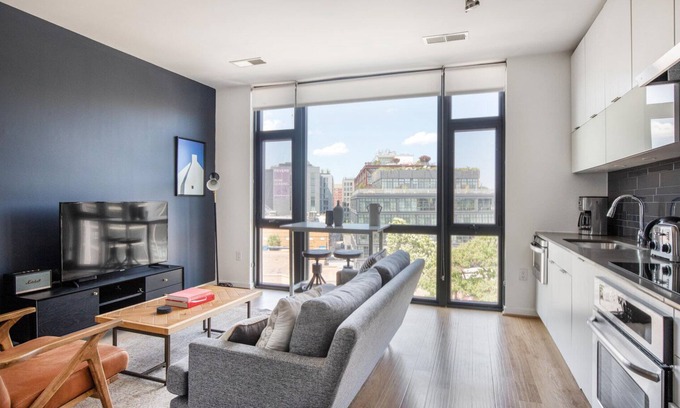 Shaw Apartamento | Inviting Shaw Jr 1BR w/ Gym, W/D & Pool, nr Restaurants, by Blueground