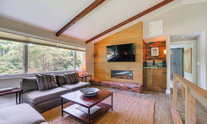Brownsville Casa | Inviting Vermont Home On Mount Ascutney!
