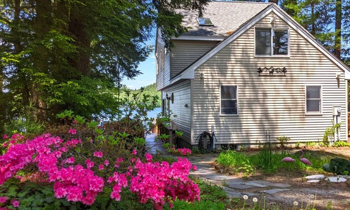 Bradford Casa | Iona Lake House on Lake Massasecum