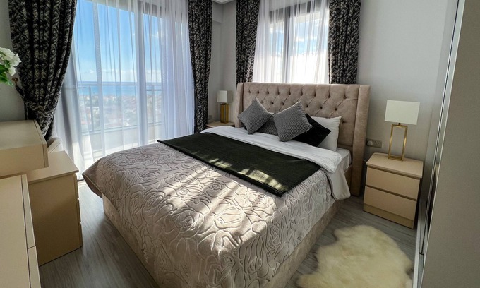 Gastria Apartamento | Iona Pool 2-bdr Apartment (Caesar Blue)