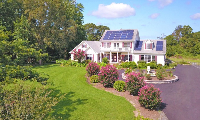 Milford Cama Y Desayuno | Iona Stables and Inn 2nd floor guest room with private bathroom