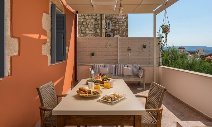 Kournas Casa | Iosif de Home