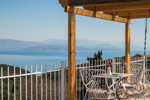 Pirgi Apartamento | Ipsos & Barbati Panoramic Views by Konnect
