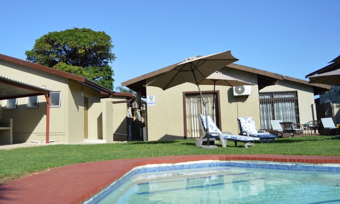 Montclair Casa | Iqhayiya Guest House