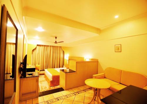 Phaltan Hotel | Ira Navi Mumbai