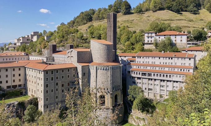 Arantzazu Hotel | IRAIPE SANTUARIO DE ARANTZAZU HOTEL