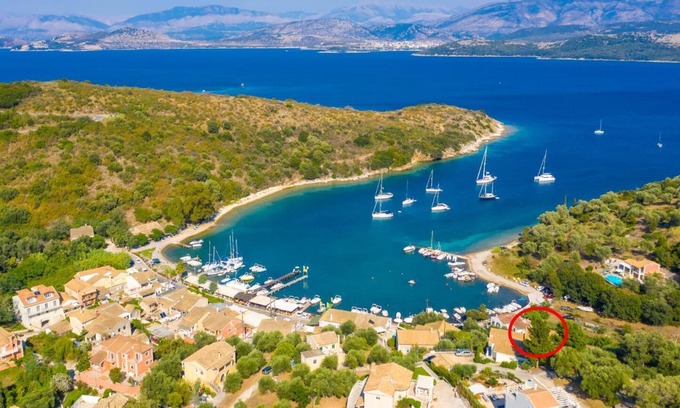 Agios Stefanos Apartamento | Irena - Dos Habitaciones Piso, Capacidad 5