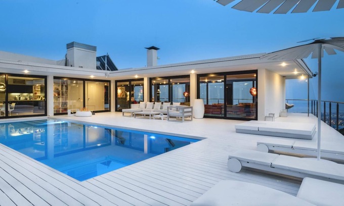 Mas Ram Villa | Irene Luxury Ibiza in Badalona
