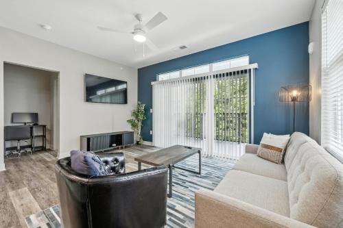 Whitestown Apartamento | IRIE Living Divine Kg 2bd Gym Pool Brand New