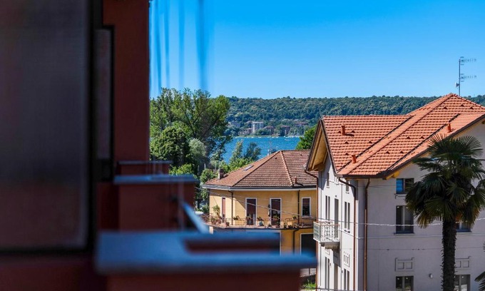 Angera Apartamento | Iris Apartment Lago Maggiore