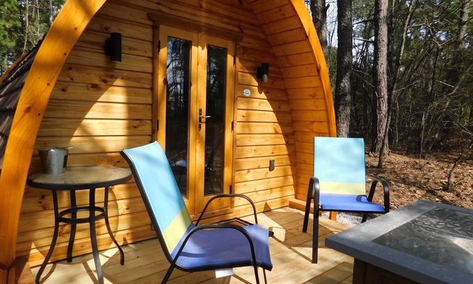 Eureka Springs Cabaña | Iris Hill Glamping - pod "Ted" - cuarta noche GRATIS