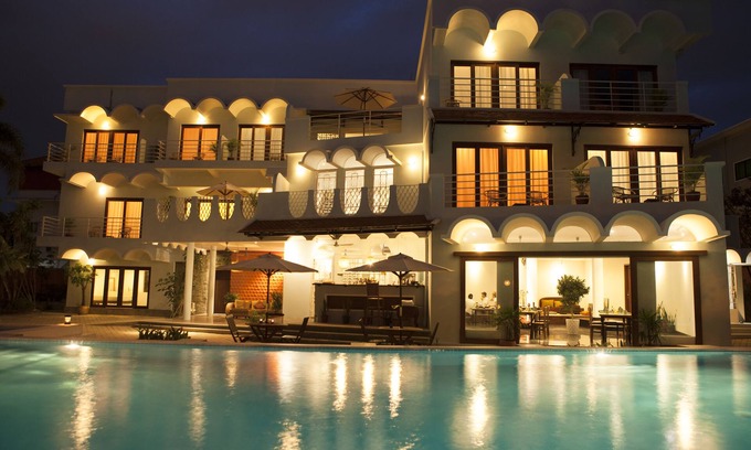 Chamkar Mon Hotel | iRoHa Garden Hotel & Resort