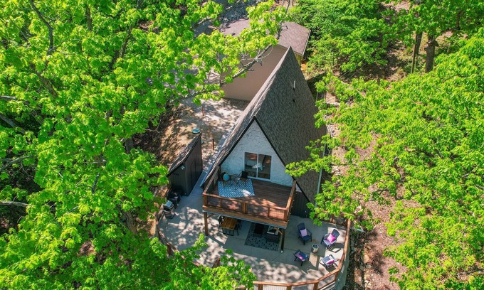 Lake of the Ozarks Casa | Iron Kettle A Frame | Private Dock | Game Room